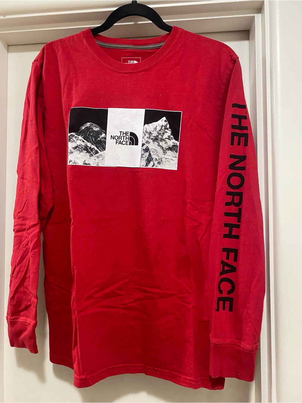 The North Face Men's Red Long-Sleeve Logo Tee with Sleeve Print